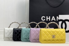 Chanel Sacs À Bandoulière & À Épaule Huile cire cuir 1 Chanel Sacs À Bandoulière & À Épaule Huile cire cuir