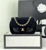 Chanel Classic Flap Bag Or Peau de mouton Collection automne - hiver Fashion Peu importe 1 Chanel Classic Flap Bag Or Peau de mouton Collection automne – hiver Fashion Peu importe