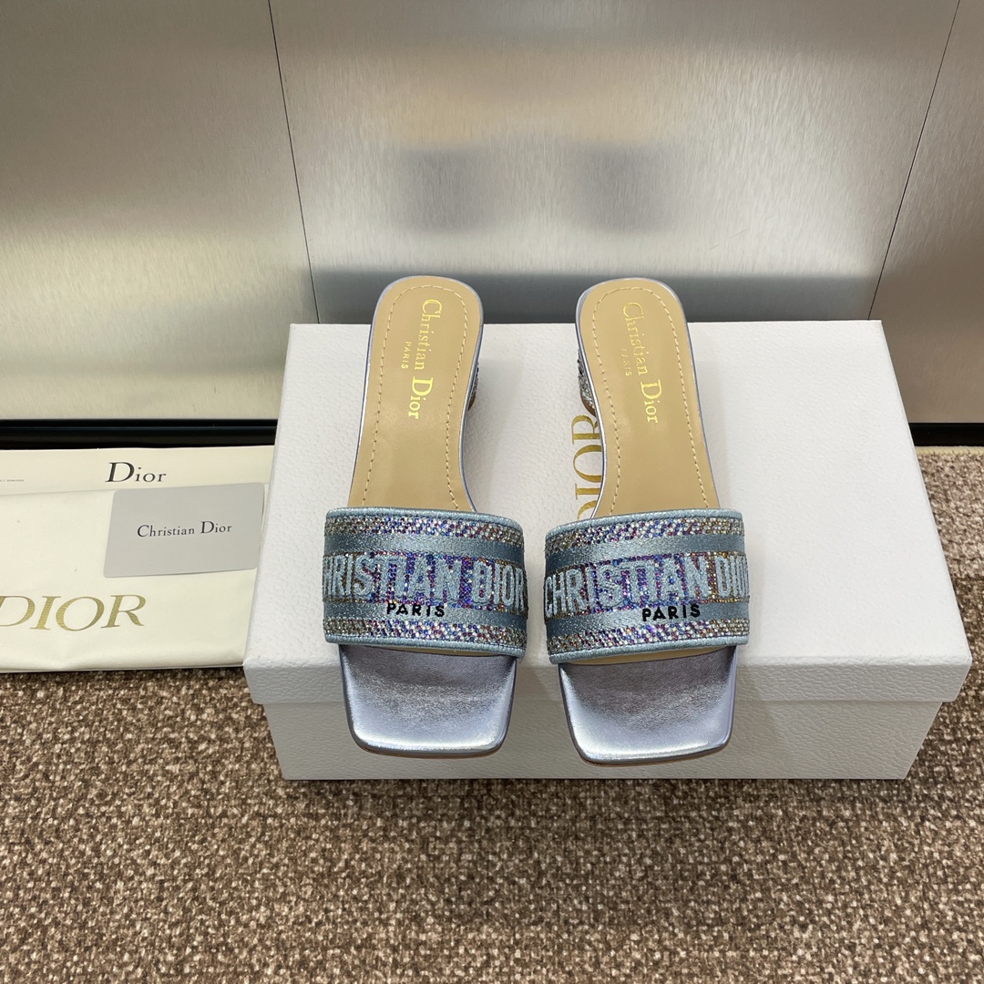 Dior Scarpe Sandali Pantofole Acquista una replica di migliore qualità
 Ricamo Cotone Cuoio genuino Pelle pecora Collezione Primavera/Estate