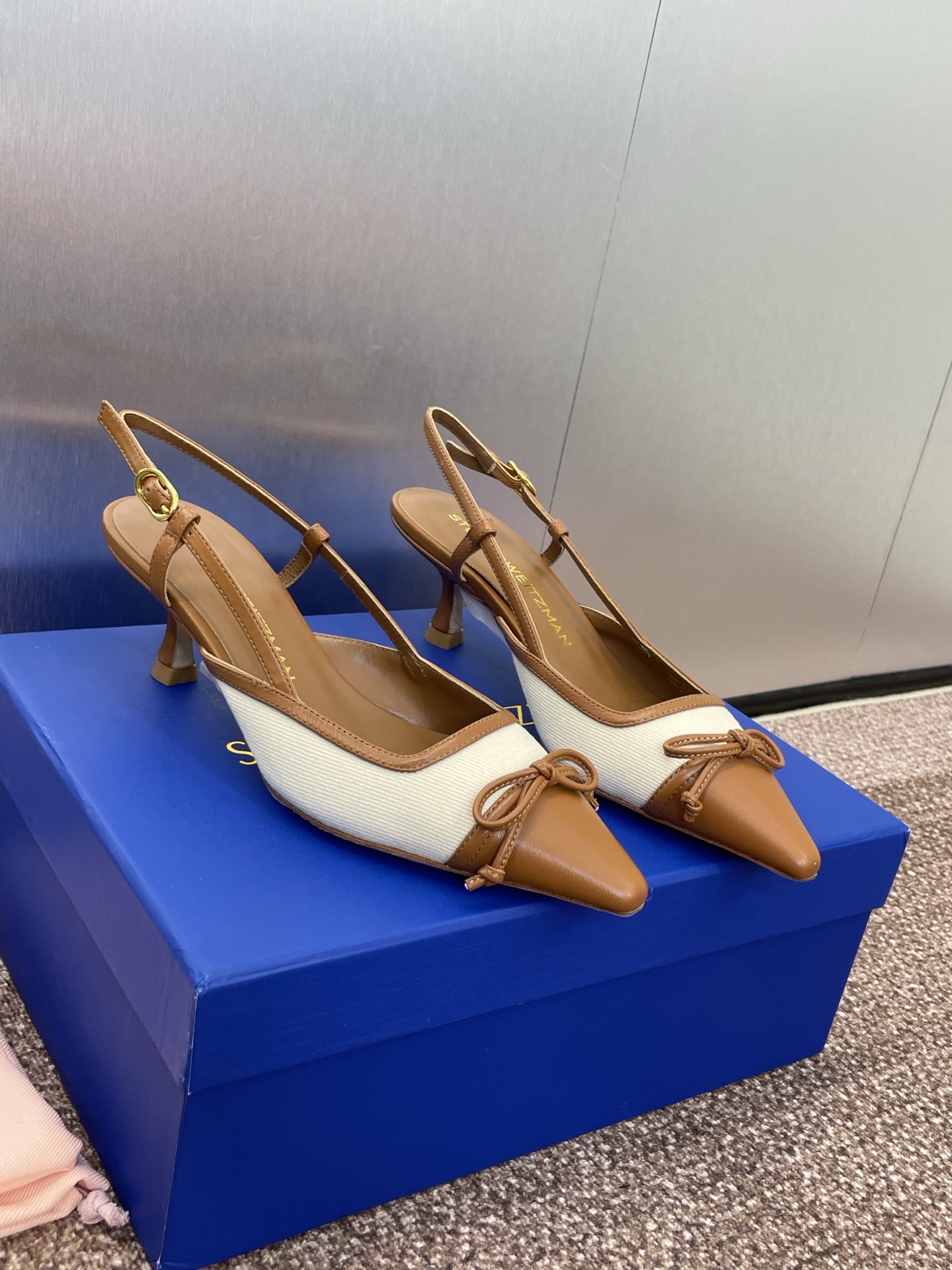 Fashionable Plant Price: P750, High 6CM, Imported Materials, Italian Skins, Code 35-40 - 图片 3