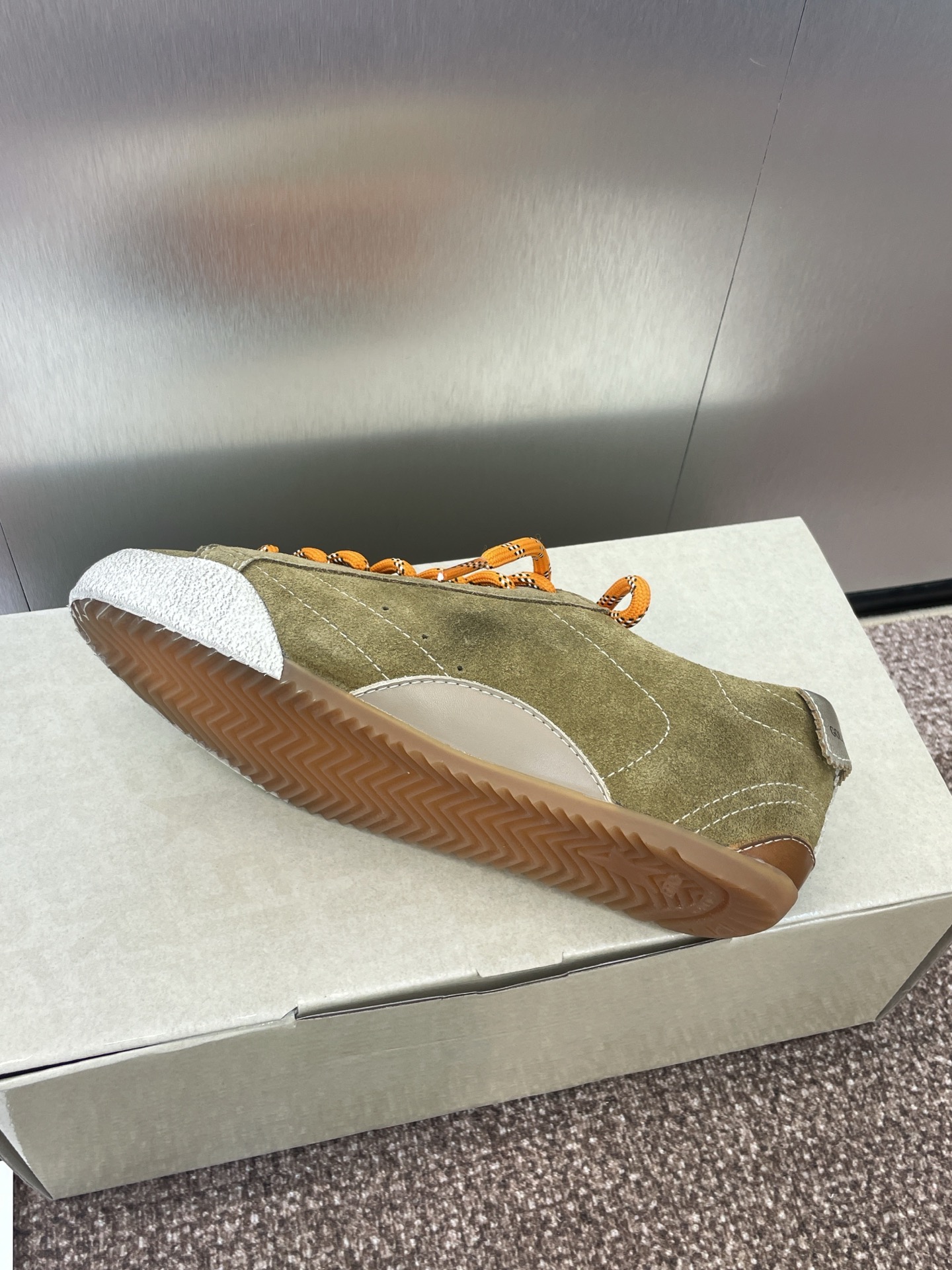 Golden Goos* Spring/Summer 2025 High-Top Sneakers with Original Materials, Internal Lift. - 图片 7