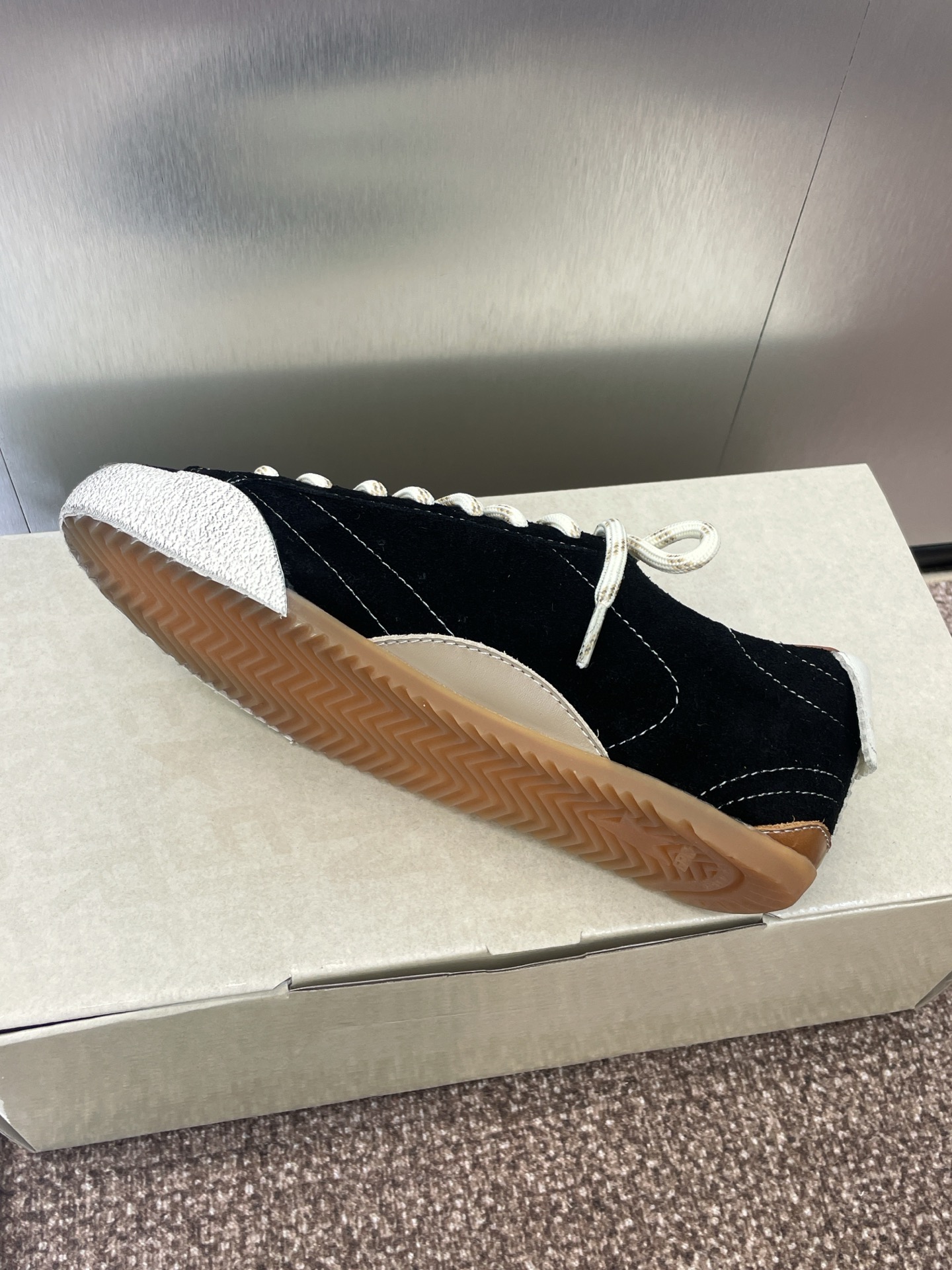 Golden Goose Spring/Summer 2025 High-Top Sneakers with Detoxin Girl Shoes – P650 - 图片 8