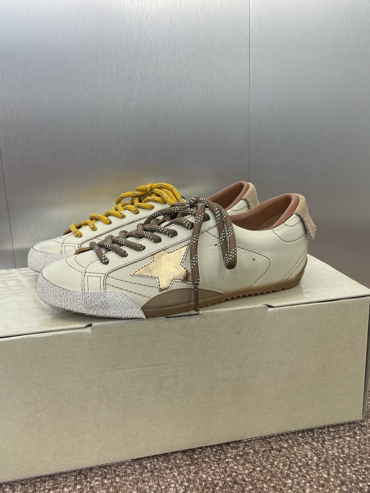 Golden Goos* Spring/Summer 2025 New Color High-Top Sneakers with Detoxin Girl Shoes - 图片 4