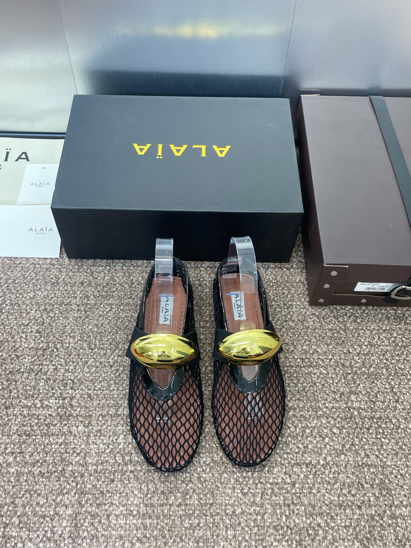 NO:413604,Ordinary box/original packaging Alaia spring and summer new fisherman mesh Mary Jane ballerina shoes ALAIA celebrity same round toe color-blocking hardware buckle punk lazy loafer single shoes Material upper imported hollow mesh / beef patent leather + water dyed sheepskin lining + original mold open sole Size34-42 (34, 40, 41, 42, custom-made non-return), casual shoes/sports shoes, alaia, loafers, mary jane, sneakers, espadrilles, sheepskin19860909普通盒/原版包装 阿莱亚春夏新款渔夫网面玛丽珍芭蕾舞女鞋 ALAIA明星同款圆头拼色五金扣朋克风懒人乐福单鞋 材质鞋面进口镂空网面/牛漆皮+水染羊皮内里+ 原版开模大底 Size34-42（34、40、41、42、定制不退换）,休闲鞋/运动鞋,alaia,loafers,mary jane,sneakers,espadrilles,sheepskin,Women's Shoes