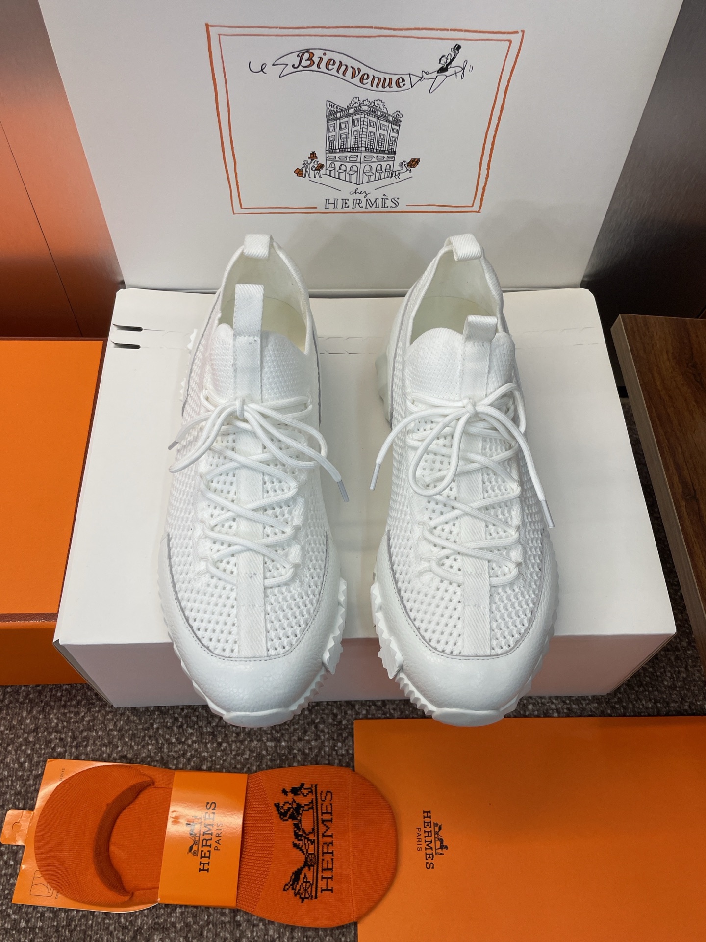NO:420944,Women's size/men's size, Dongguan's top purchasing version, Hermes, Hermes, Spring and Summer Classic Couple Style, Lift, Casual Lace-up, All-match Sports Shoes, H-Home Thick Sole, Fashion Style, Forrest Gump Running Shoes, Material Upper Imported Environmentally Friendly Breathable Mesh Splicing Imported Sheep Skin + Water-Dyeed Sheepskin Inner + Original Open-Model TPU Sole Thick Sole 2.5CM Size: Women's size 35-41 (41 Customized No Return and Exchange) Men's size 39-46 (45.46 Customized No Return and Exchange), Casual Shoes/Sneakers, hermes, hermes, sneakers, sheepskin, sheep19860909女码/男码 莞产 顶级代购版本 爱马仕 Hermes 春夏经典情侣款 Lift 休闲系带百搭运动鞋 H家厚底时尚风格拼色阿甘跑鞋 材质鞋面进口环保透气网眼布拼接进口羊猄皮+水染羊皮内里+原版开模tpu大底 底厚2.5CM Size: 女码35-41（41定制不退换） 男码39-46（45.46定制不退换）,休闲鞋/运动鞋,hermes,hermes,sneakers,sheepskin,sheep,Women's Shoes