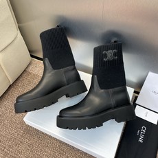 CELINE 秋冬新款毛线筒机车女短靴 瑟琳字母logo厚底低跟圆头骑士登山靴材质:鞋面定制进口小牛皮+ CELINE 秋冬新款毛线筒机车女短靴 瑟琳字母logo厚底低跟圆头骑士登山靴材质:鞋面定制进口小牛皮+