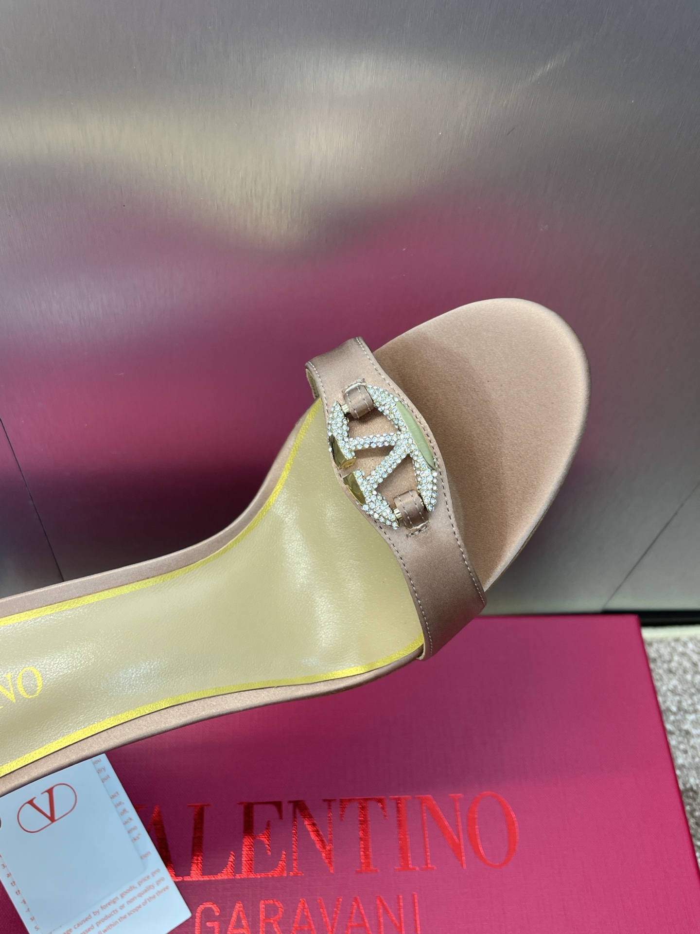 Valentino Garavani Crystal Embellished Silk High Heel Sandals 8 i1755033682119 5254 0 6