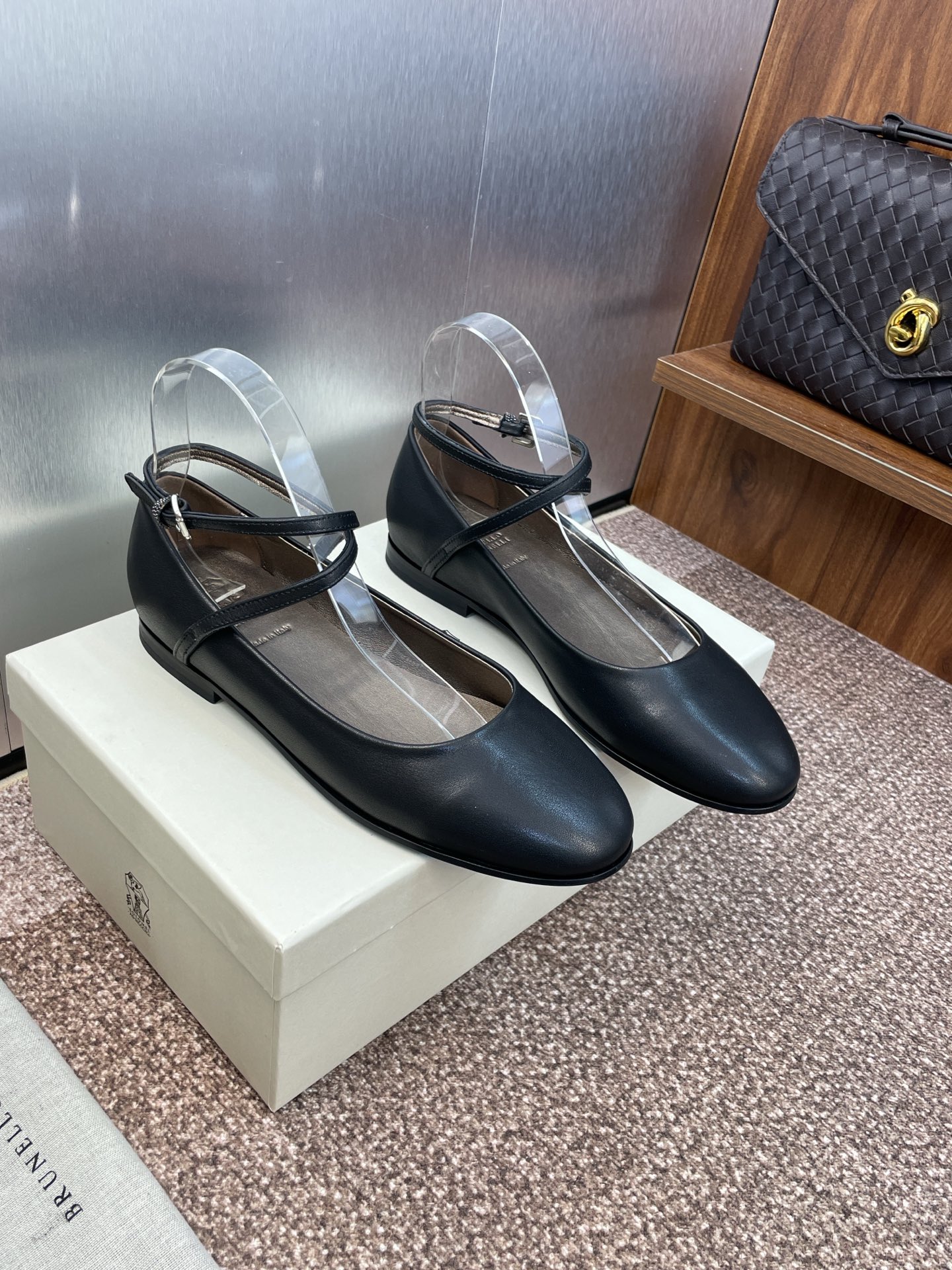 Autumn 2025 Ballet Girl’s Shoes by Brenello Cucineli: Metal & Sheepskin Import, Italian Design - 图片 2