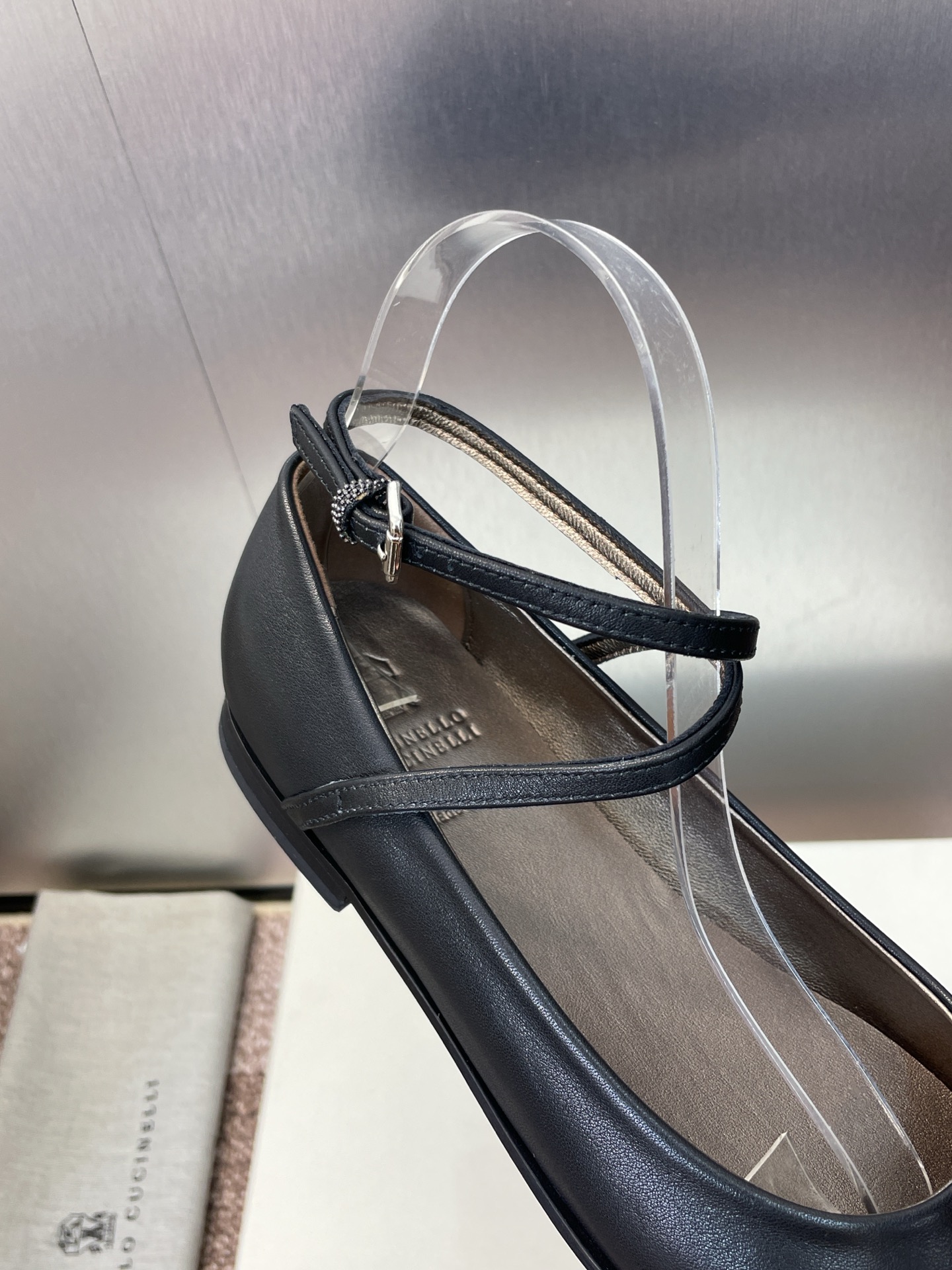 Autumn 2025 Ballet Girl’s Shoes by Brenello Cucineli: Metal & Sheepskin Import, Italian Design - 图片 7