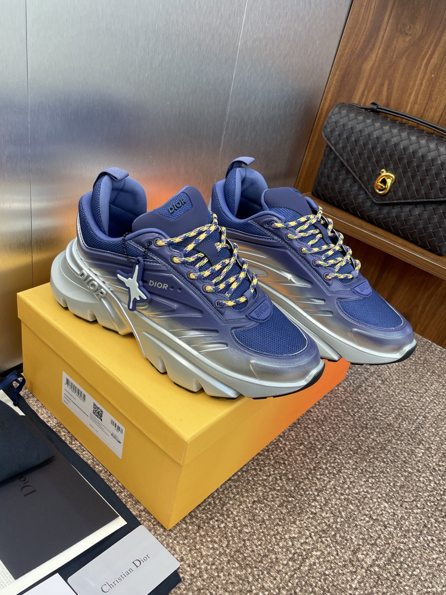 “High-End Men’s Fashion Shoes: Dior Dio 2025 Springs Summers Lovers B44 Branded Mordon Old Father’s Shoes” - 图片 1