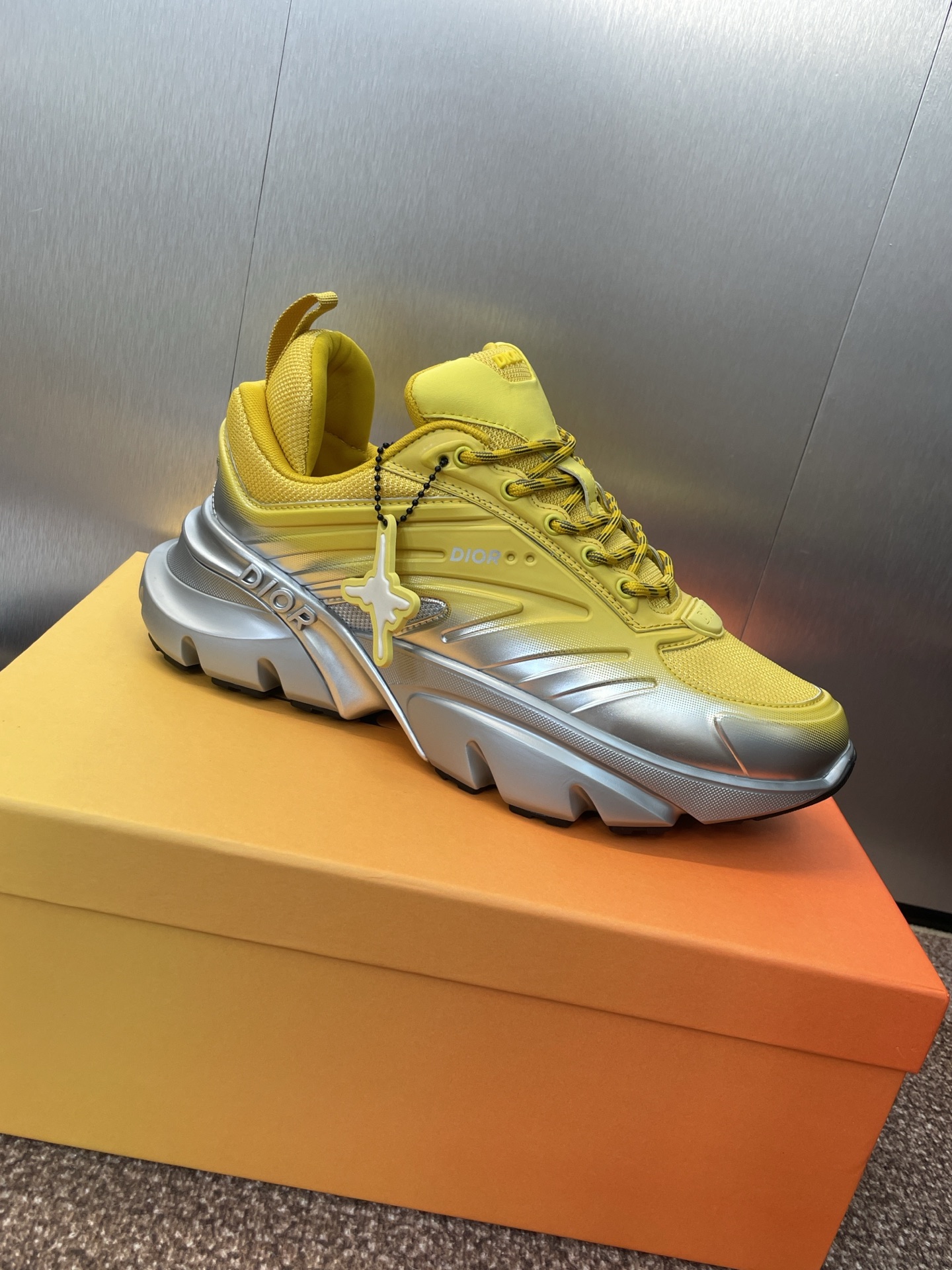 “High-End Men’s Fashion Shoes: Dior Dio 2025 Springs and Summers Lovers B44 Collection” - 图片 5