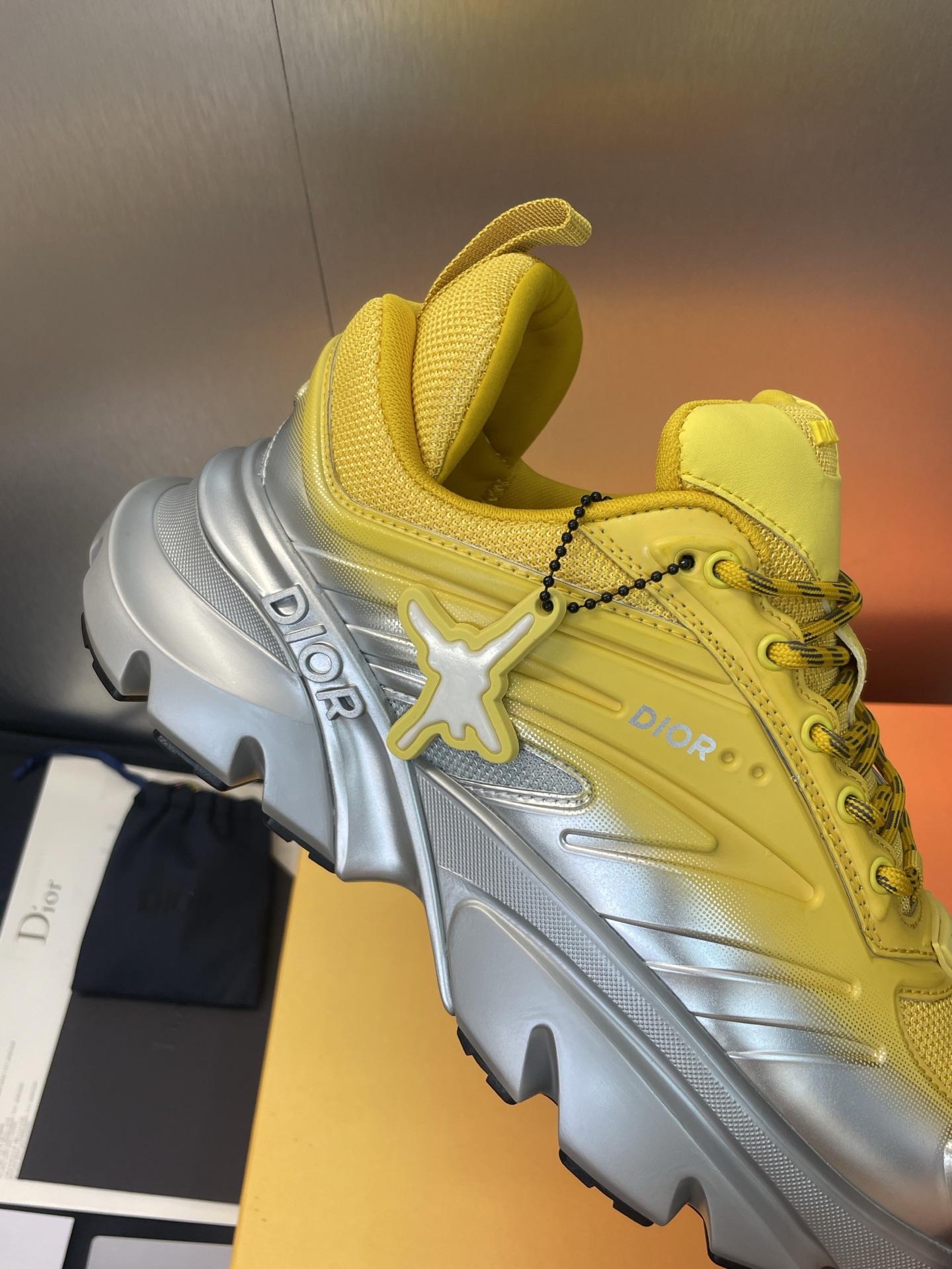 “High-End Men’s Fashion Shoes: Dior Dio 2025 Springs and Summers Lovers B44 Collection” - 图片 7
