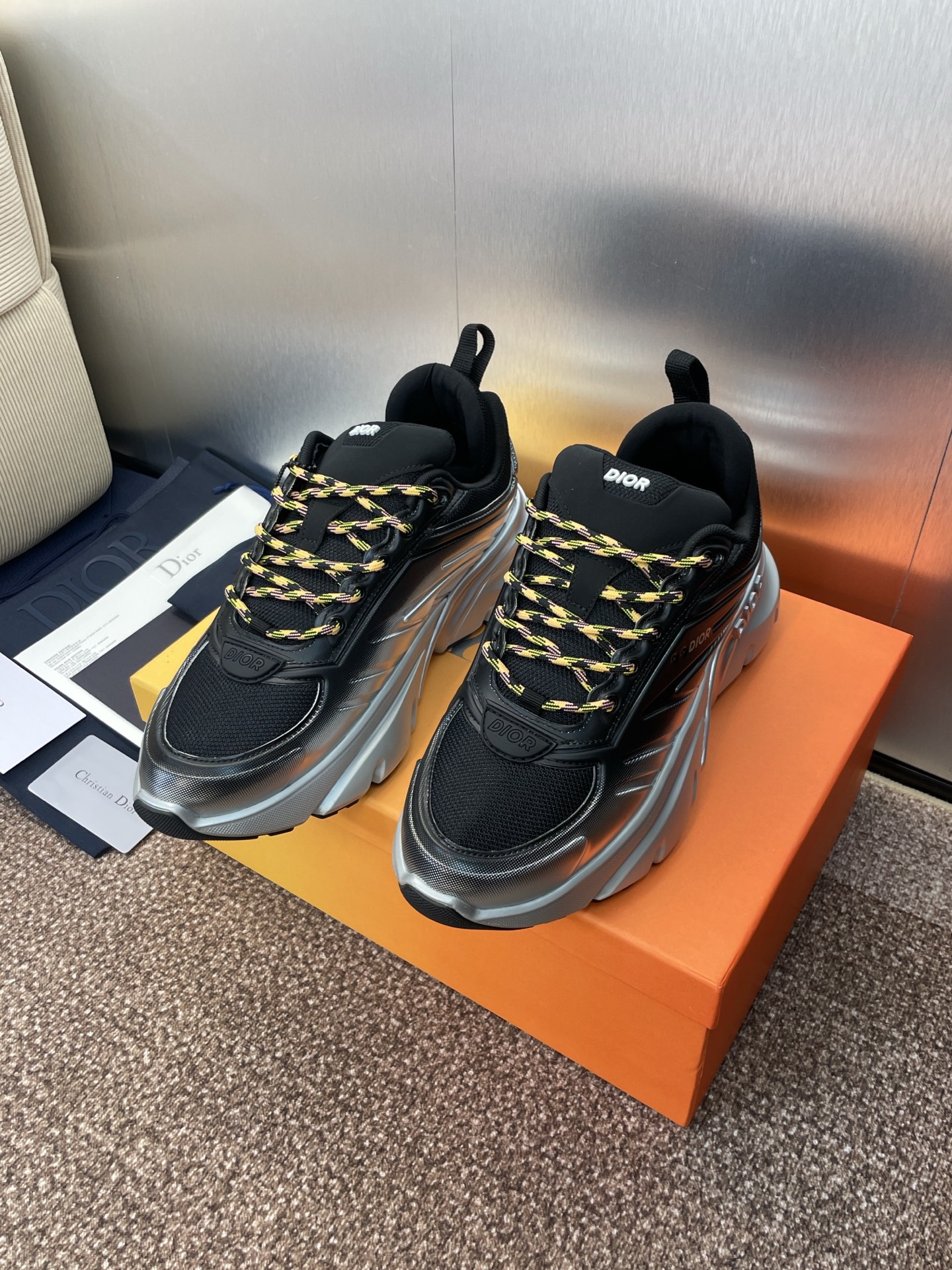 Dior Dio 2025 Spring Summer Men’s Fashion Shoes with CD Logo and Star Design - 图片 2