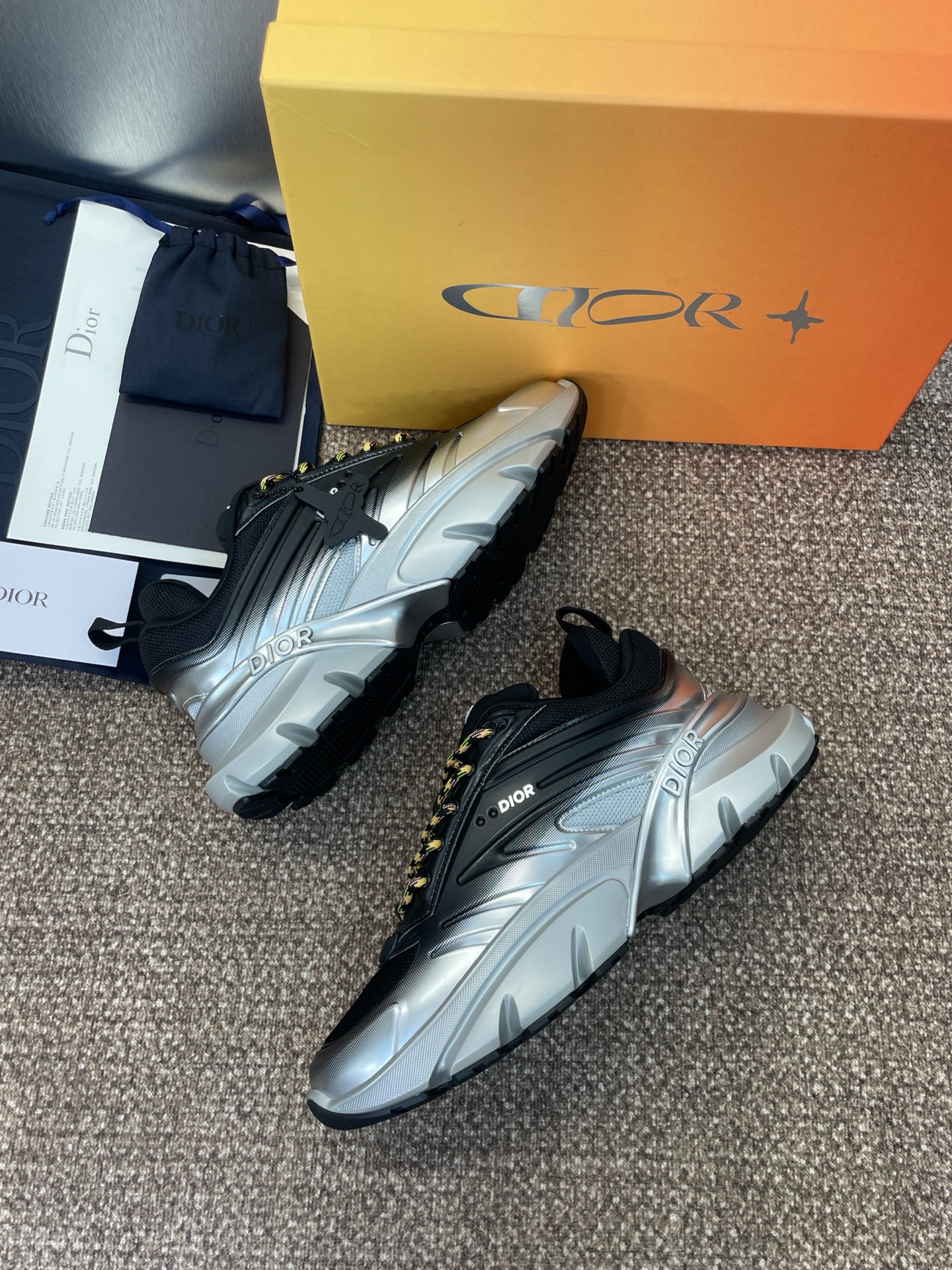 Dior Dio 2025 Spring Summer Men’s Fashion Shoes with CD Logo and Star Design - 图片 3