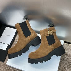 CELINE 秋冬新款切尔西机车女短靴 瑟琳字母logo五金扣厚底低跟圆头骑士靴材质:鞋面定制进口羊猄皮 CELINE 秋冬新款切尔西机车女短靴 瑟琳字母logo五金扣厚底低跟圆头骑士靴材质:鞋面定制进口羊猄皮