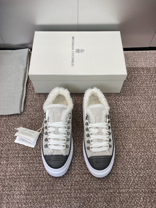 BRUNELLO CUCINELLI Low-Top Shearling Sneakers With Lace-Up Closure 1 BRUNELLO CUCINELLI Low-Top Shearling Sneakers With Lace-Up Closure