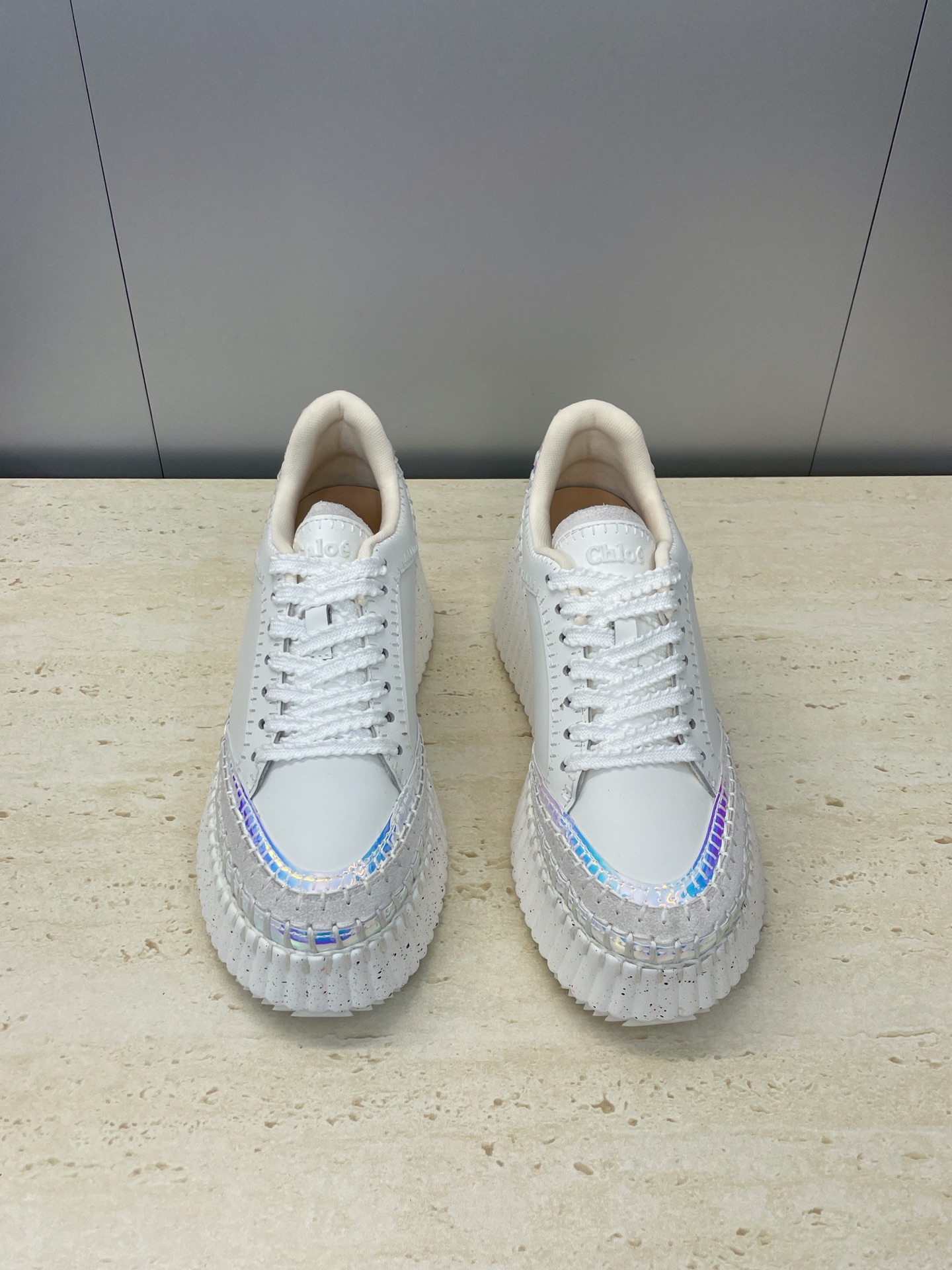 _dix9sK8q_6ZDsVEl6pJKrJrus___APKoq0ndS3Q