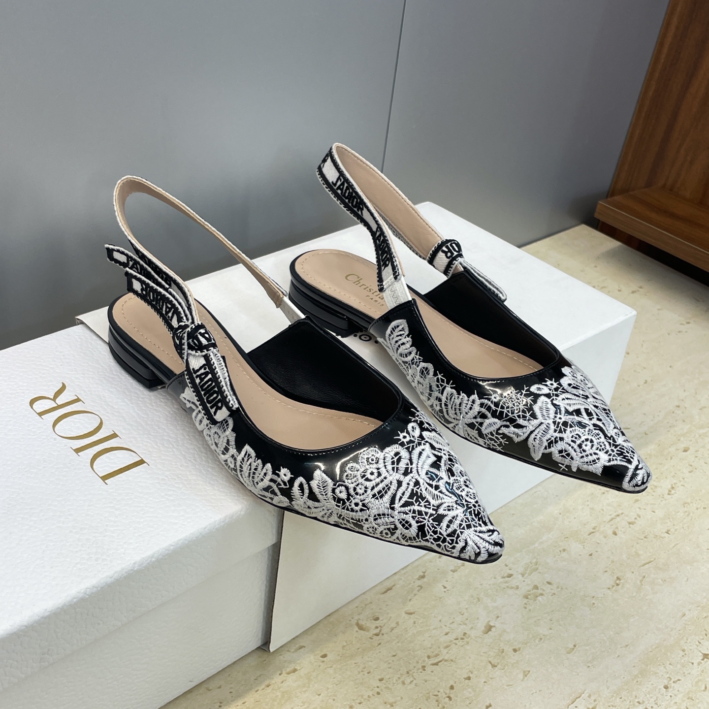 _dKb9sSQ6uG3r-EmAHnBplRmSWL9cOiCdc9j2mpg