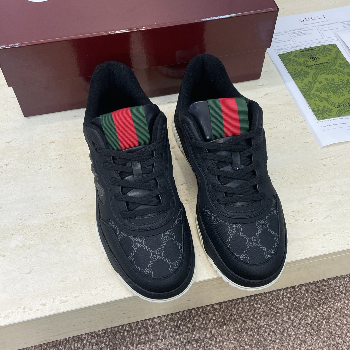 NO:694388,Gucci Gucci 2026 early spring new couple series Re-Web lace-up casual sports shoes G family letter logo color-blocked thick-soled round-toe retro Forrest skateboard shoes Top version on the market Material: upper imported calfskin/imported sheepskin/imported environmentally friendly breathable old flower cloth + water-dyed cowhide lining + original molded two-color Tpu outsole Size: red 35-39  Other colors 39-45, casual shoes/sports shoes, gucci, gucci, gucci, sneakers, cowhide, sheep19860909Gucci 古驰 2026早春新款情侣系列 Re-Web系带休闲运动鞋 G家字母logo拼色厚底圆头复古阿甘徳训滑板鞋 市面顶级版本 材质:鞋面进口小牛皮/进口羊猄皮/进口环保透气老花布+水染牛皮内里+原版开模双色Tpu大底 Size:红色35-39  其它颜色39-45,休闲鞋/运动鞋,gucci,gucci,gucci,sneakers,cowhide,sheep,Women's Shoes