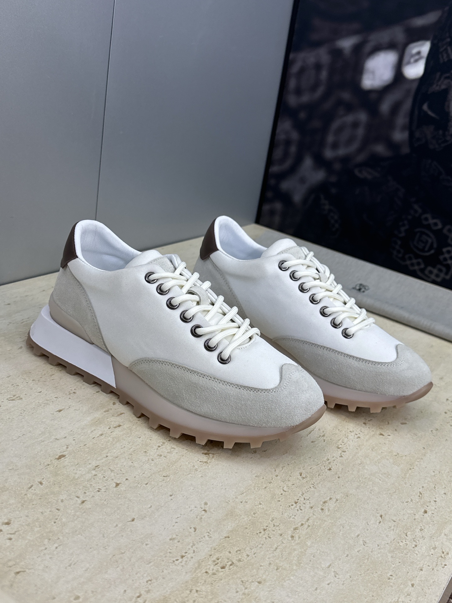 NO:747988,BRUNELLO CUCINELLI 2026 early spring new color matching lace-up women's shoes BC thick-soled round-toe casual sports running shoes Material upper imported sheep leather/original custom-made environmentally friendly breathable silk fabric + water-dyed sheepskin lining feet + original open-molded Tpu outsole Size 35-42 (40.41.42 customized non-returnable), casual shoes/sports shoes, brunello cucinelli, sneakers, sheepskin, real  silk,sheep19860909BRUNELLO CUCINELLI 2026早春新款拼色系带女鞋 BC厚底圆头休闲运动跑鞋 材质鞋面进口羊猄皮/原版定制环保透气真丝面料+水染羊皮内里垫脚+原版开模Tpu大底 码数35-42(40.41.42定制不退换）,休闲鞋/运动鞋,brunello cucinelli,sneakers,sheepskin,real silk,sheep,Women's Shoes