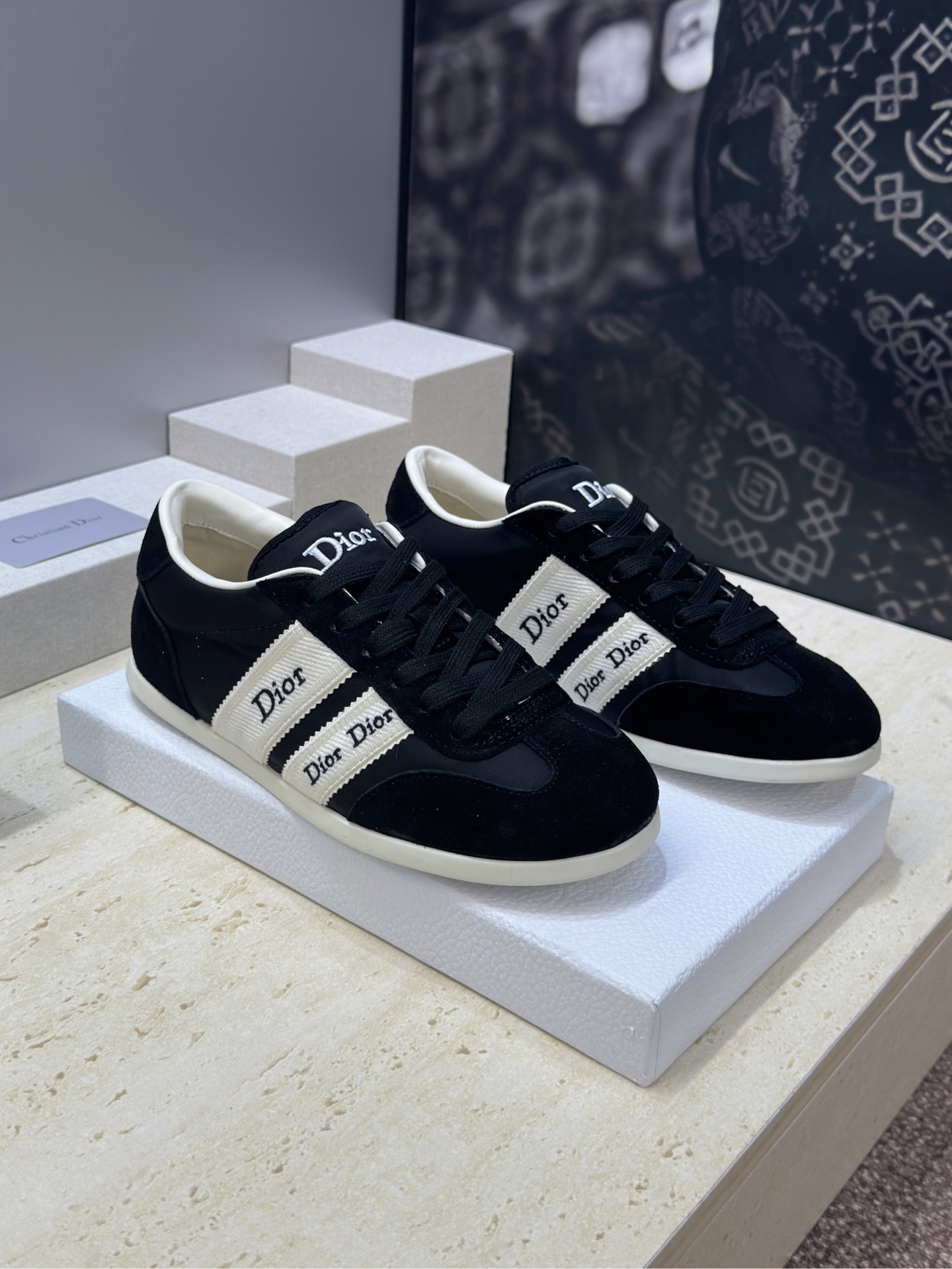 迪奥 Dior 2026春夏新款Ribbon系带休闲帆布运动小白鞋 CD字母logo织带平底圆头拼色阿甘