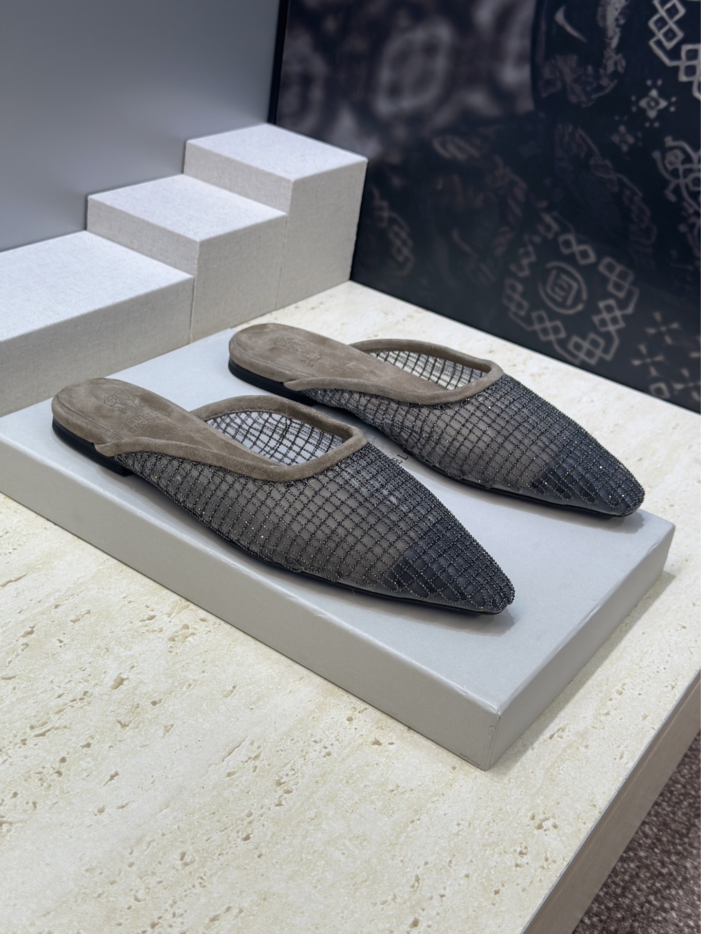 NO:785227,Brunello Cucineli Brunello Cucineli 2026 early spring new beaded women's shoes BC flat small square toe color-blocked Mule sandals Material upper imported environmentally friendly breathable mesh + water-dyed sheepskin lining + Italian injection molded leather outsole Size35-39 (40 41 42 customized and non-refundable), half-slip sandals, brunello cucinelli, sandals, slippers, sheepskin, Leather soles19860909Brunello Cucineli 布鲁内诺库奇内利2026早春新款串珠女鞋 BC 平底小方头拼色穆勒凉拖鞋 材质鞋面进口环保透气网面+水染羊皮内里+意大利注塑真皮大底 Size35-39 (40 41 42 定做不退换）,半拖凉鞋,brunello cucinelli,sandals,slippers,sheepskin,Leather soles,Women's Shoes