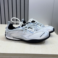 BALENCIAGA 2026春夏情侣款拼色棒球休闲阿甘跑步鞋 巴黎世家字母logo复古平底圆头系带网球 BALENCIAGA 2026春夏情侣款拼色棒球休闲阿甘跑步鞋 巴黎世家字母logo复古平底圆头系带网球