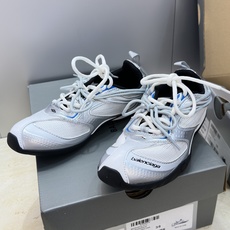 BALENCIAGA 2026春夏情侣款拼色棒球休闲阿甘跑步鞋 巴黎世家字母logo复古平底圆头系带网球 BALENCIAGA 2026春夏情侣款拼色棒球休闲阿甘跑步鞋 巴黎世家字母logo复古平底圆头系带网球