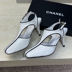 CHANEL 香奈儿2026春夏新款高跟女鞋 小香双C字母logo五金扣方头拼色百搭后空凉鞋 材质:鞋面 CHANEL 香奈儿2026春夏新款高跟女鞋 小香双C字母logo五金扣方头拼色百搭后空凉鞋 材质:鞋面