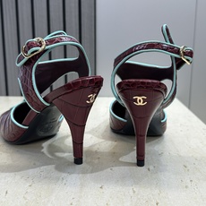 CHANEL 香奈儿2026春夏新款高跟女鞋 小香双C字母logo五金扣方头拼色百搭后空凉鞋 材质:鞋面 CHANEL 香奈儿2026春夏新款高跟女鞋 小香双C字母logo五金扣方头拼色百搭后空凉鞋 材质:鞋面