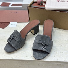 (配全套飞机盒)莞货 代购级 LORO PIANA 诺悠.翩雅 2026春夏新色粗跟流苏拼色一字拖高跟女 (配全套飞机盒)莞货 代购级 LORO PIANA 诺悠.翩雅 2026春夏新色粗跟流苏拼色一字拖高跟女