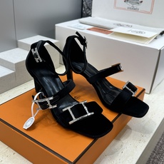 (配全套飞机盒)莞产 代购级 爱马仕 Hermes 2026春夏新款 Liv 高跟水钻女鞋 H家字母l (配全套飞机盒)莞产 代购级 爱马仕 Hermes 2026春夏新款 Liv 高跟水钻女鞋 H家字母l