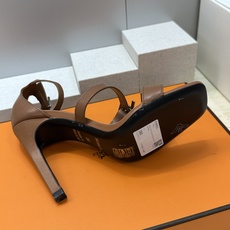 (配全套飞机盒)莞产 代购级 爱马仕 Hermes 2026春夏新款 Liv 高跟水钻女鞋 H家字母l (配全套飞机盒)莞产 代购级 爱马仕 Hermes 2026春夏新款 Liv 高跟水钻女鞋 H家字母l
