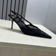 SAINT LAURENT PARIS 圣罗兰2026春夏新款高跟尖头女鞋 YSL字母logo明星同款 SAINT LAURENT PARIS 圣罗兰2026春夏新款高跟尖头女鞋 YSL字母logo明星同款