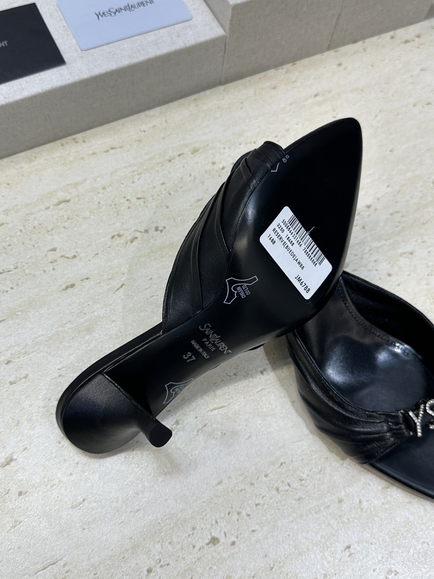 SAINT LAURENT PARIS 圣罗兰2026早春新款中跟水钻女鞋  YSL字母logo五金扣明