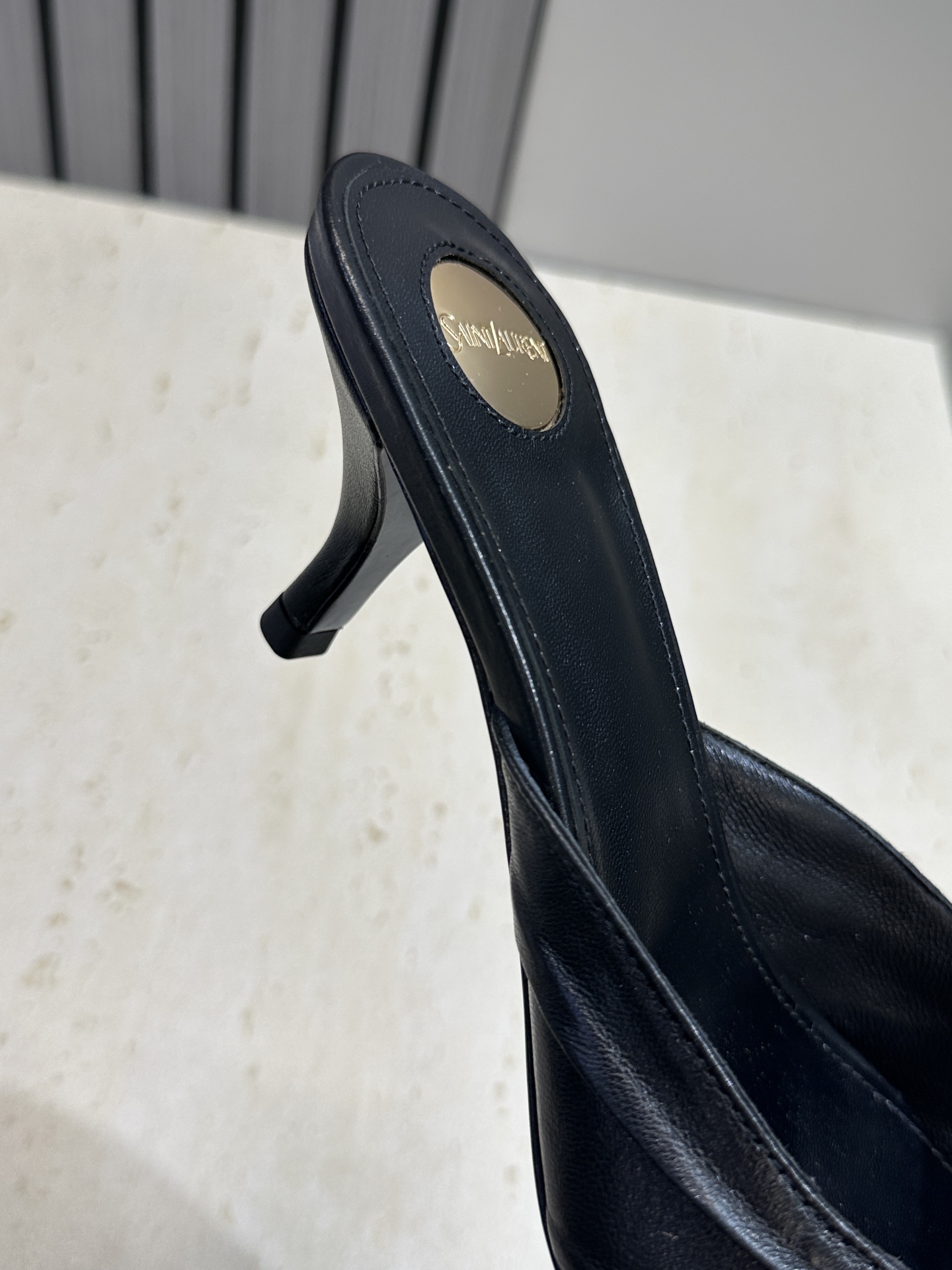 SAINT LAURENT PARIS 圣罗兰2026早春新款中跟水钻女鞋  YSL字母logo五金扣明