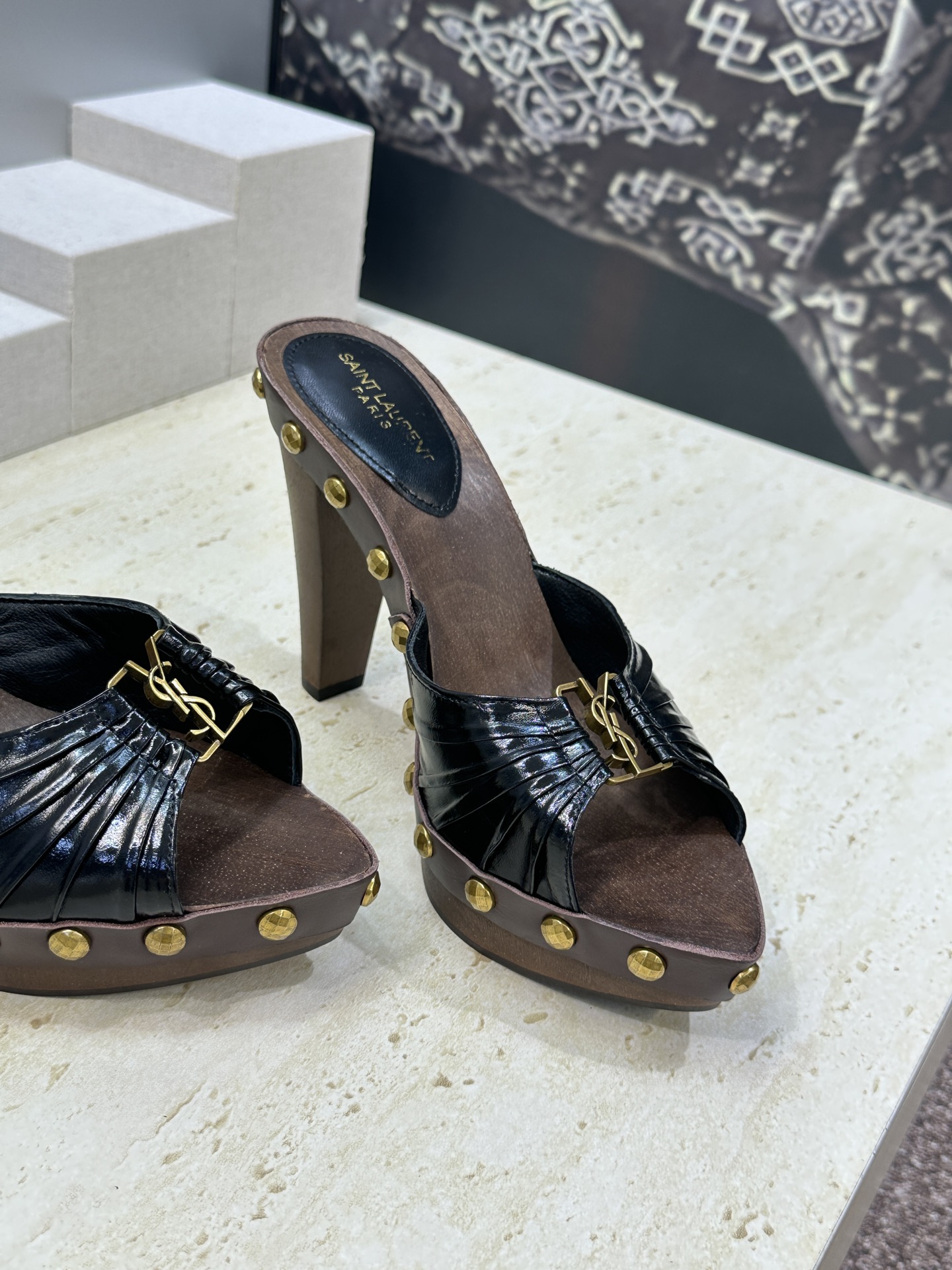 SAINT LAURENT PARIS 圣罗兰2026春夏新款中跟木底防水台女鞋  YSL字母logo五