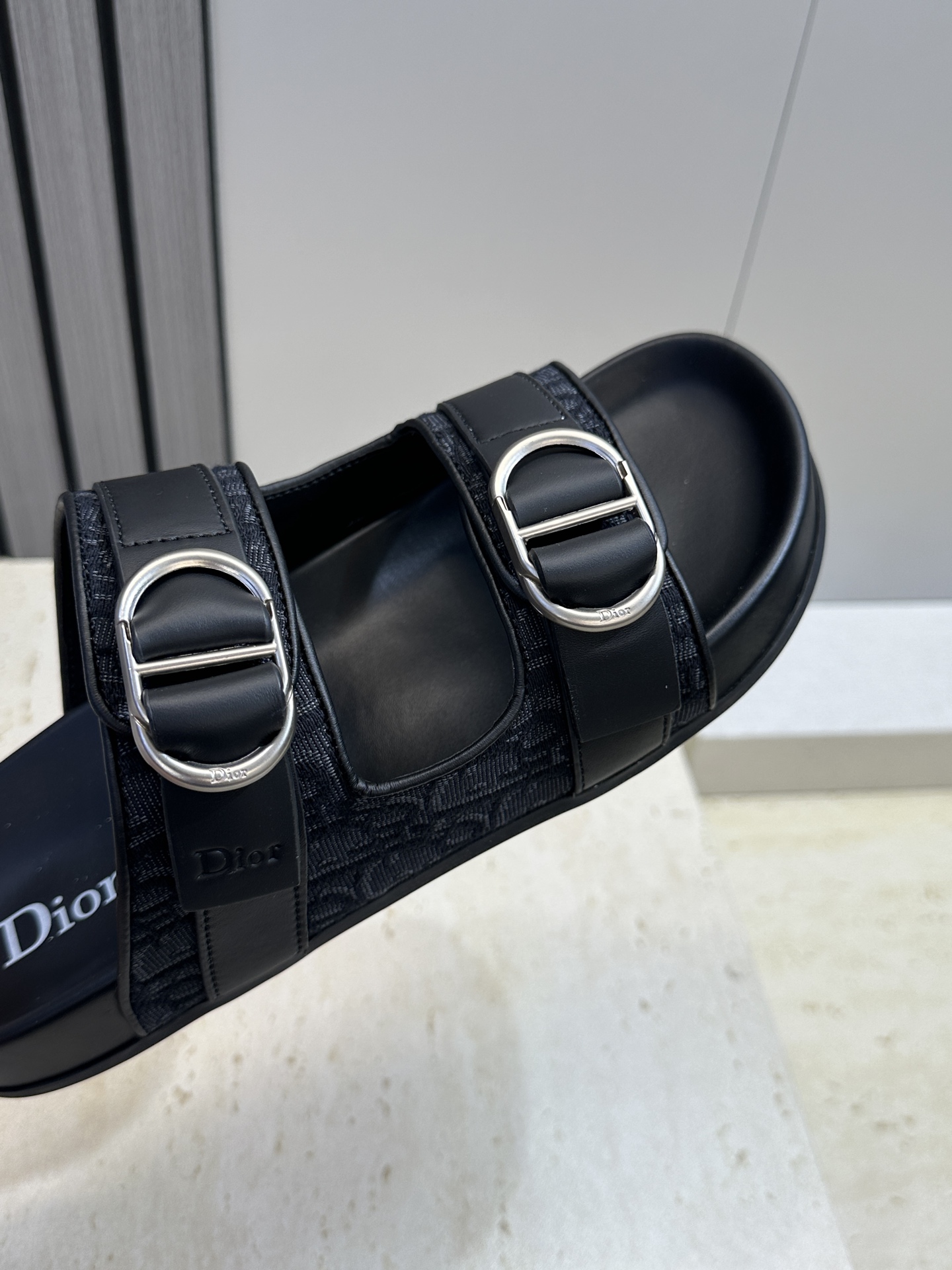 Dior 迪奥 2026春夏走秀新款Alias沙滩男鞋 CD字母logo 五金扣Oblique老花明星同