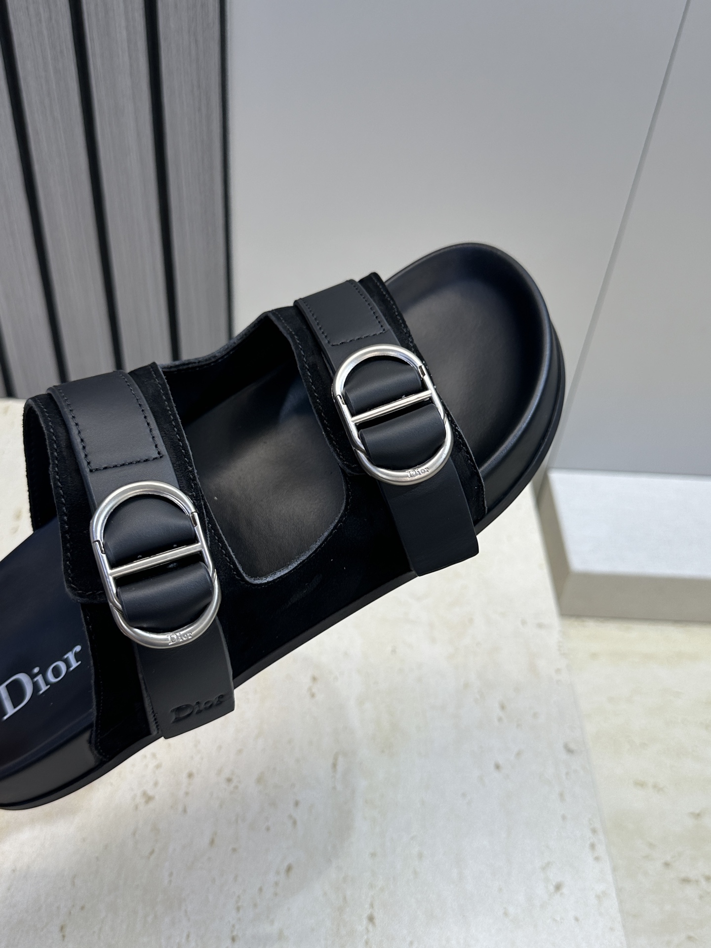 Dior 迪奥 2026春夏走秀新款Alias沙滩男鞋 CD字母logo 五金扣Oblique老花明星同