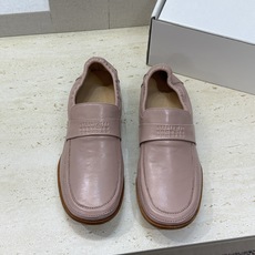 Maison Margiela 马吉拉 2026春夏新款玛丽珍弹力芭蕾舞娃娃女单鞋 MM6字母logo皮 Maison Margiela 马吉拉 2026春夏新款玛丽珍弹力芭蕾舞娃娃女单鞋 MM6字母logo皮