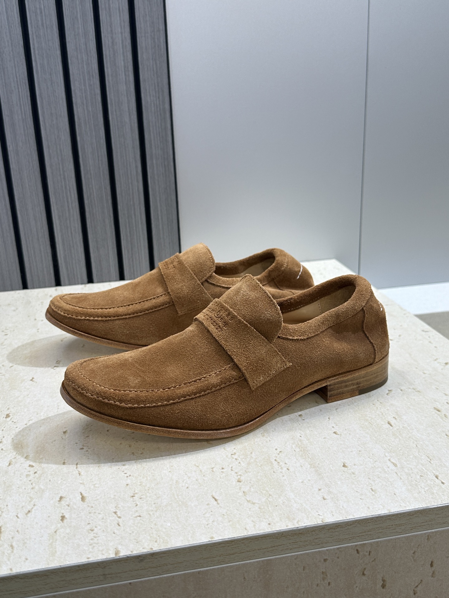 Maison Margiela 马吉拉 2026春夏新款玛丽珍弹力芭蕾舞娃娃女单鞋 MM6字母logo皮