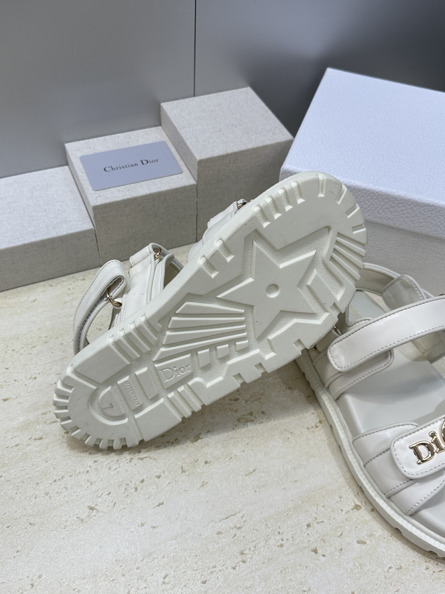 迪奥 Dior 2026春夏走秀新款 My 魔术贴厚底休闲女鞋 CD字母logo五金扣 Oblique印