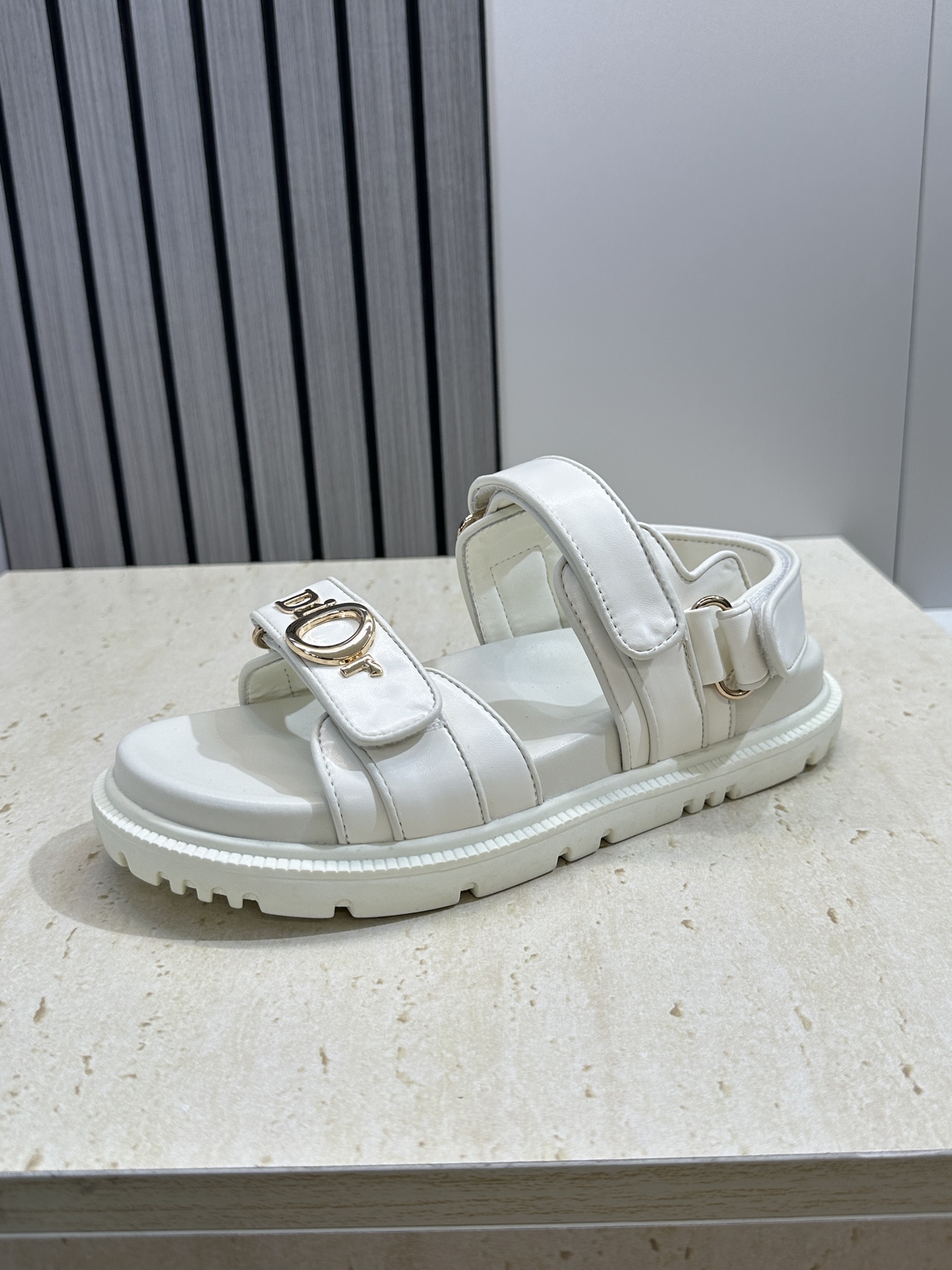 迪奥 Dior 2026春夏走秀新款 My 魔术贴厚底休闲女鞋 CD字母logo五金扣 Oblique印
