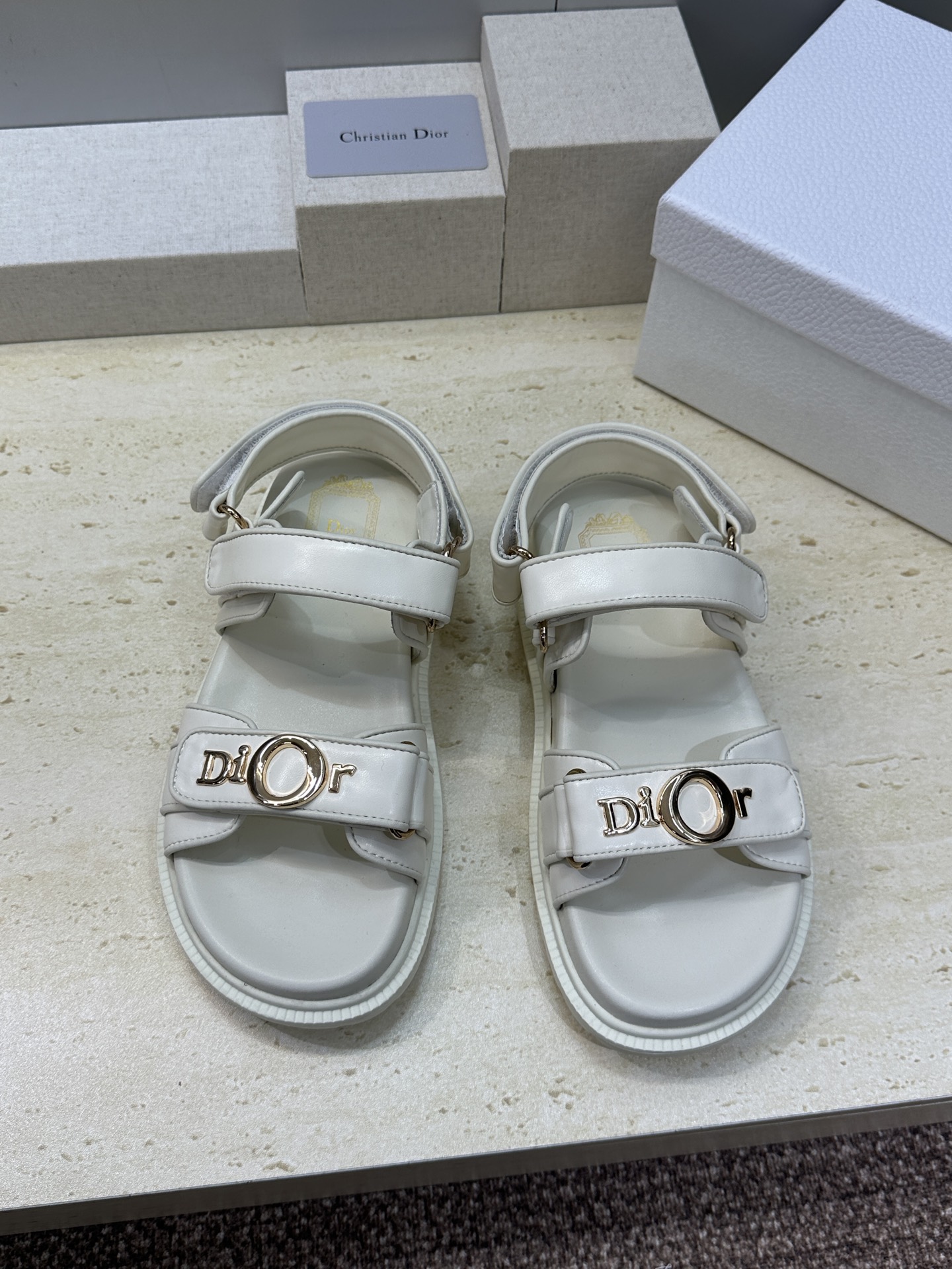迪奥 Dior 2026春夏走秀新款 My 魔术贴厚底休闲女鞋 CD字母logo五金扣 Oblique印