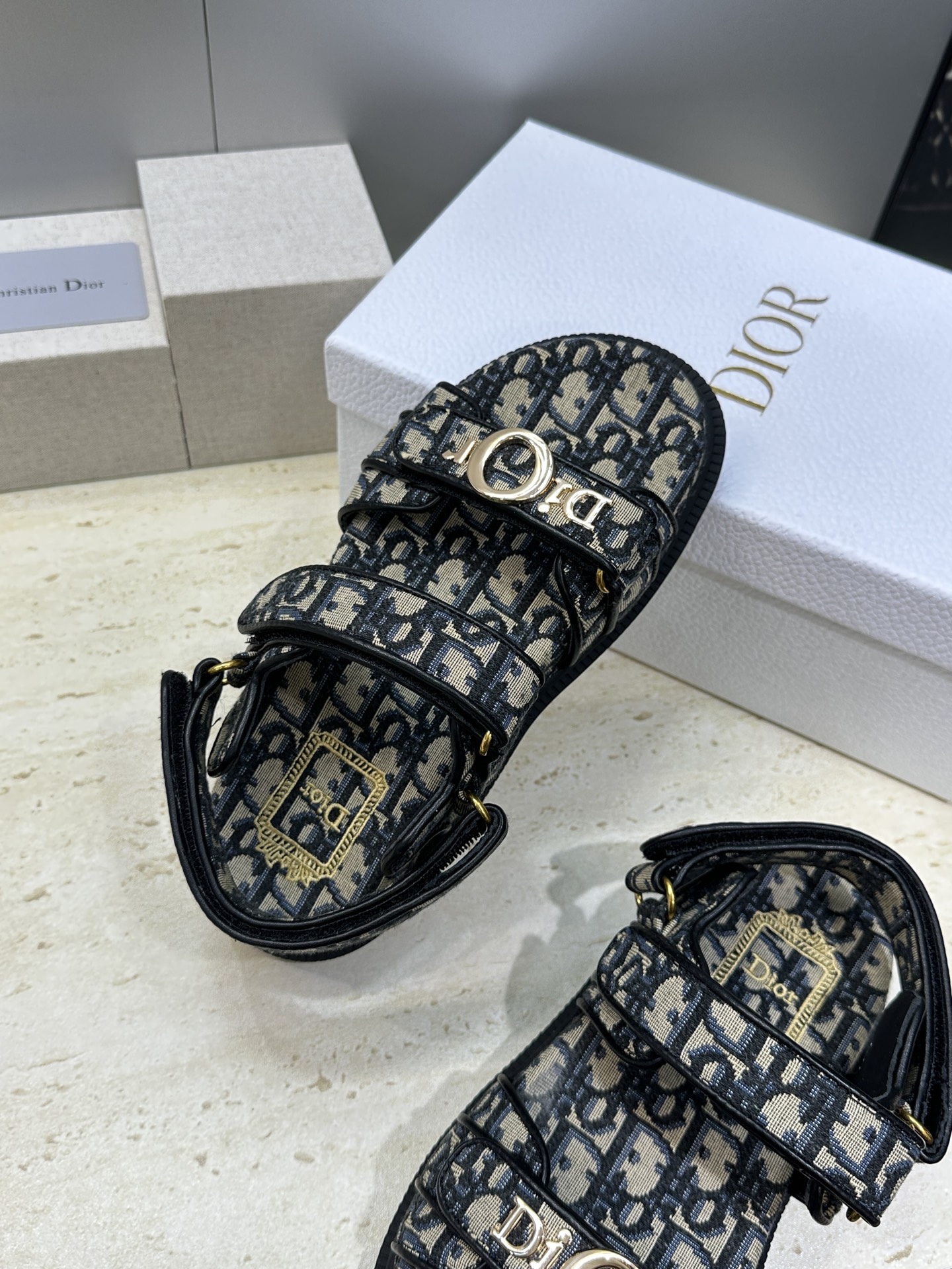迪奥 Dior 2026春夏走秀新款 My 魔术贴厚底休闲女鞋 CD字母logo五金扣 Oblique印