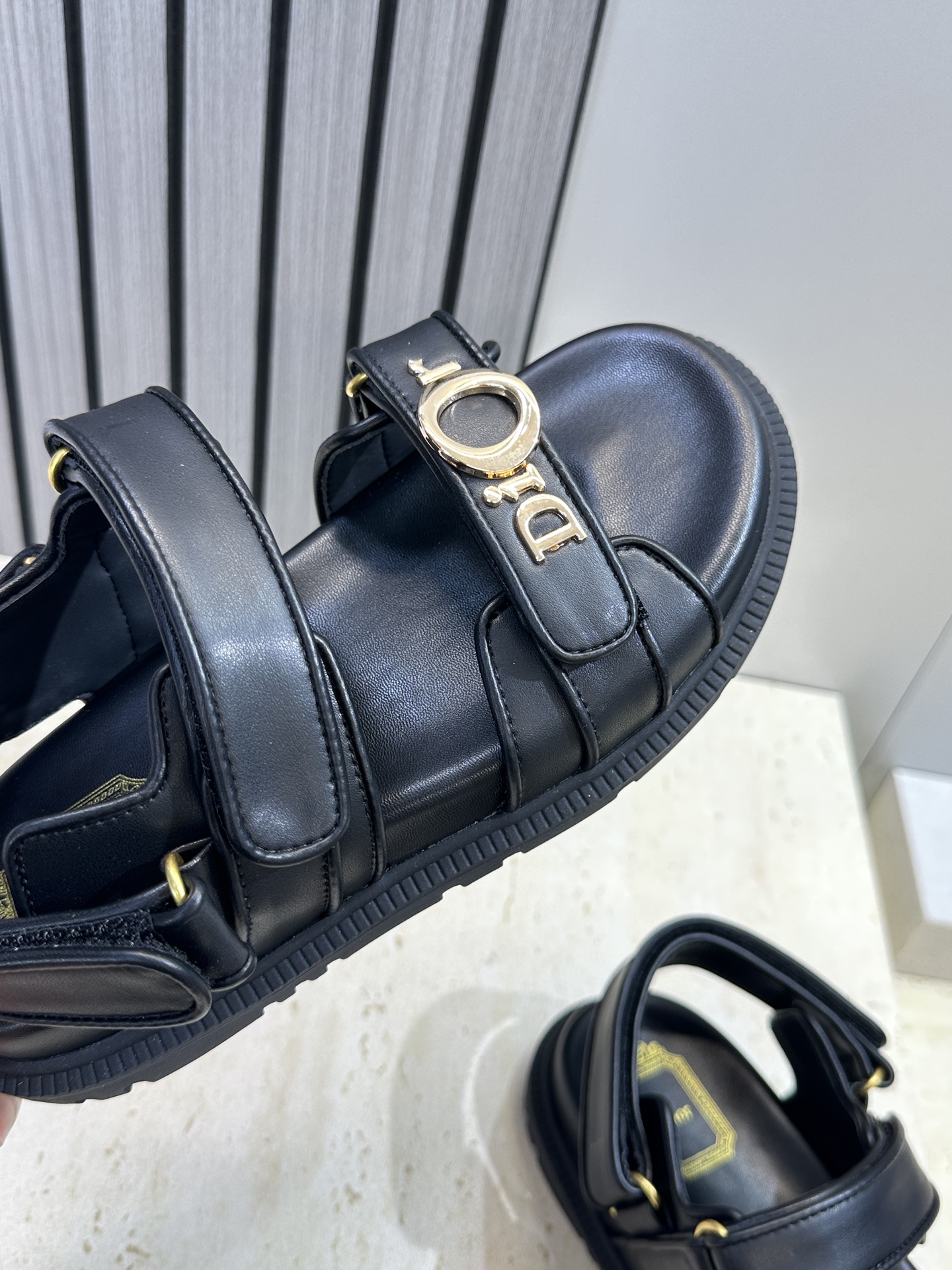 迪奥 Dior 2026春夏走秀新款 My 魔术贴厚底休闲女鞋 CD字母logo五金扣 Oblique印