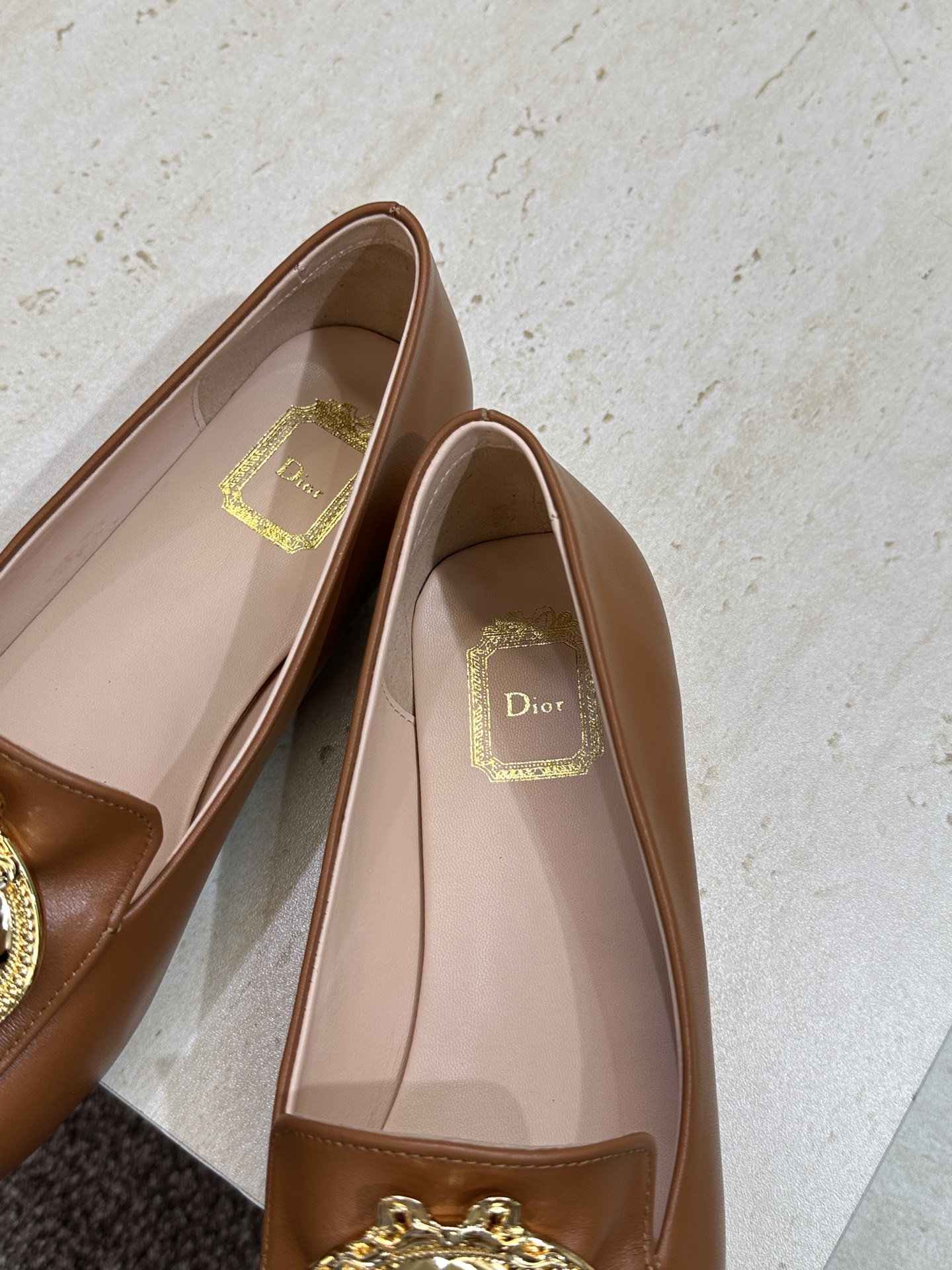 Dior 迪奥2026春夏新款 Medallion平底方头玛丽珍芭蕾舞娃娃女鞋 CD字母logo五金扣时
