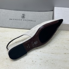Brunello Cucineli 布鲁内诺库奇内利2026春夏新款串珠女鞋 BC 字母logo平底小方 Brunello Cucineli 布鲁内诺库奇内利2026春夏新款串珠女鞋 BC 字母logo平底小方