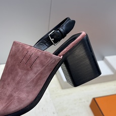 (配全套飞机盒)莞货 代购级 Hermes 爱马仕2026春夏新款高跟女鞋 H家字母logo五金扣粗跟圆 (配全套飞机盒)莞货 代购级 Hermes 爱马仕2026春夏新款高跟女鞋 H家字母logo五金扣粗跟圆