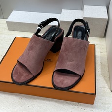 (配全套飞机盒)莞货 代购级 Hermes 爱马仕2026春夏新款高跟女鞋 H家字母logo五金扣粗跟圆 (配全套飞机盒)莞货 代购级 Hermes 爱马仕2026春夏新款高跟女鞋 H家字母logo五金扣粗跟圆